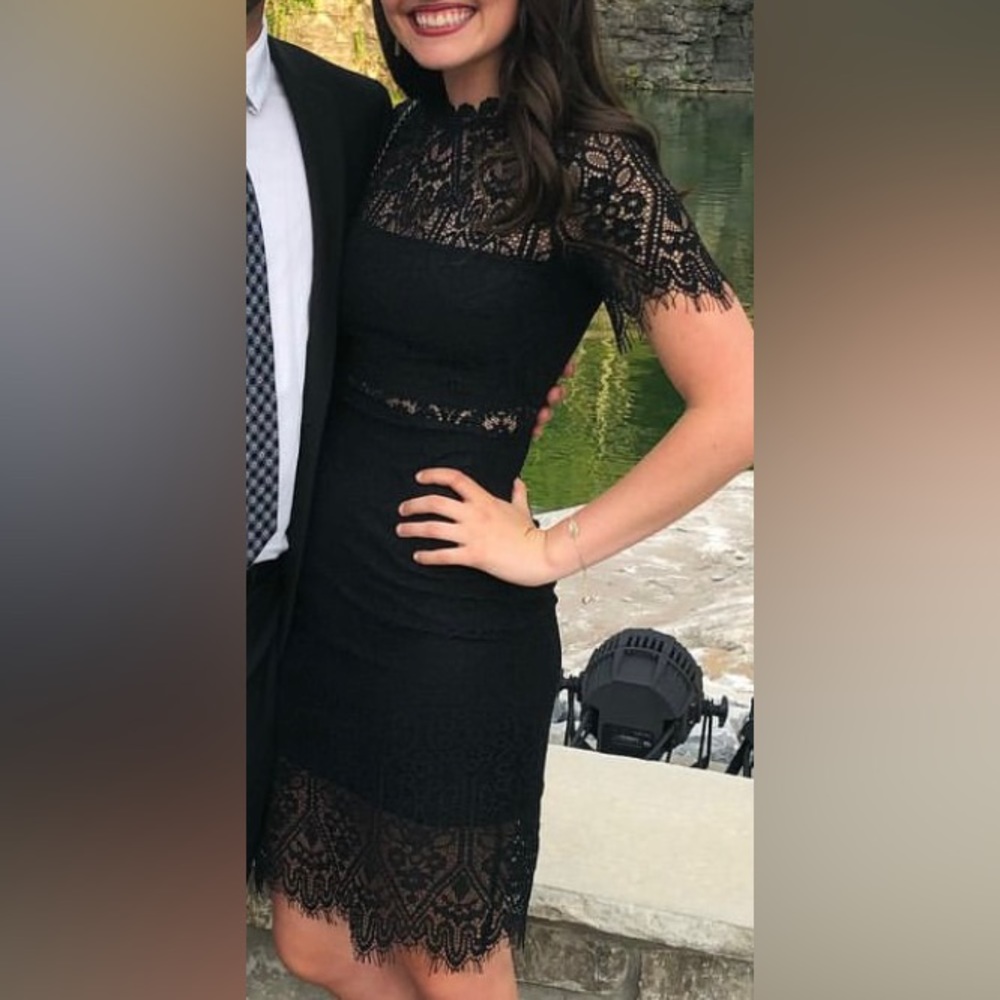 Lulu’s black lace dress